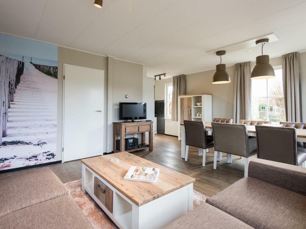 Landal Villapark Livingstone Burgh-Haamstede Exterior photo